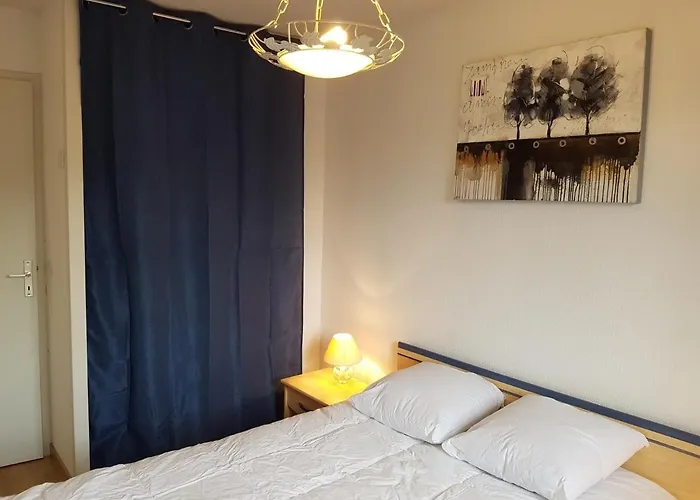 T2 à Cabourg, Proche Et Centre-ville, Balcon Et Parking Gratuit - Fr-1-487-312 Apartamento